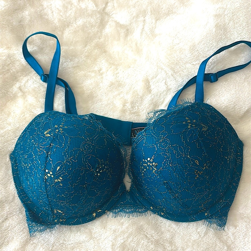 Victoria’s Secret Push Up Bra NWOT